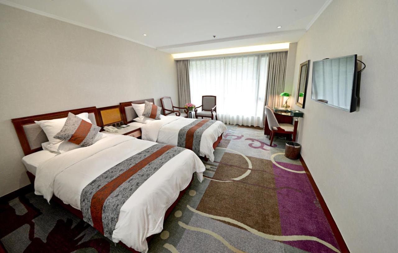 Hotel Guia Macau Buitenkant foto
